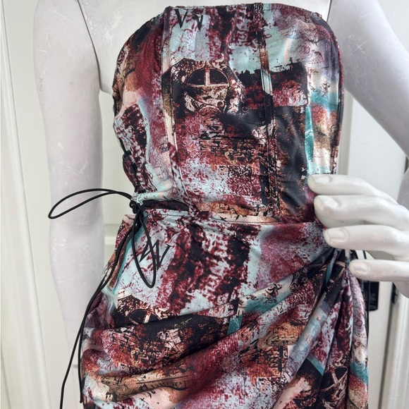 Pretty Little Thing Abstract Print Women's Dress Size 8. B14 - Picture 9 of 16